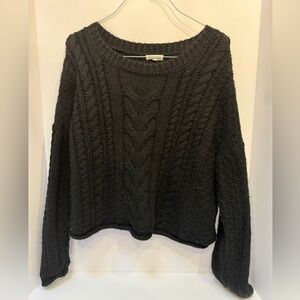 Black Crew Neck Cable Knit Sweater